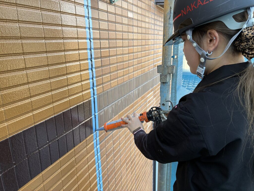 シーリング施工の様子